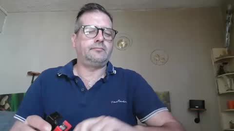matrike1 online show from April 6, 1:01 pm
