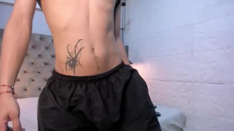 mattfiore online show from November 24, 11:42 am