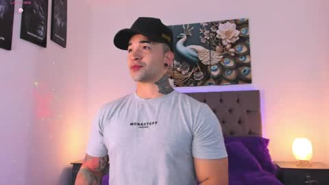 Matthew INDEPENDENT MODEL online show from April 7, 3:30 am