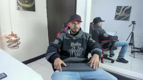 Matthew online show from April 6, 4:57 am