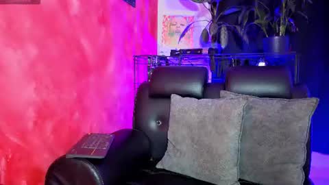 MATTHEW online show from July 15, 5:45 am