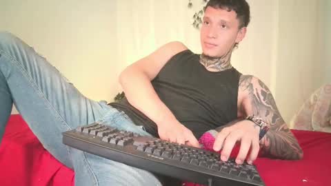 Snapshot of matthewjones1 chatting on February 14, 5:03 pm Matt online show from February 14, 5:03 pm