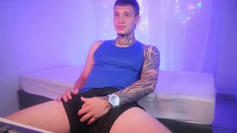 Snapshot of matthewjones1 chatting on January 9, 5:22 pm Matt online show from January 9, 5:22 pm