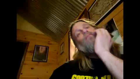 mattman82666 online show from January 4, 4:01 am