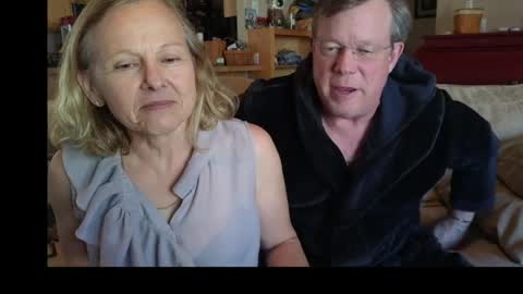 JustUs online show from April 4, 11:12 pm