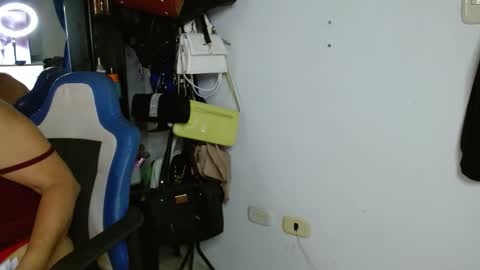 Cecilia online show from November 25, 7:45 pm