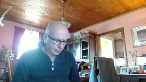 Maurice online show from February 4, 3:36 pm