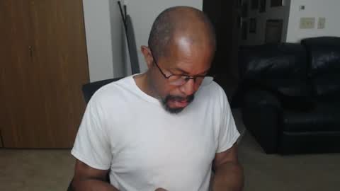 mauricewilson86 online show from November 2, 11:05 pm