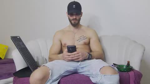 mauro_real_man online show from March 5, 6:50 pm