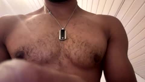 mauzi19965 online show from November 29, 7:38 am