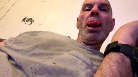 Snapshot of maverick7000 chatting on February 5, 1:58 am maverick7000 online show from February 5, 1:58 am