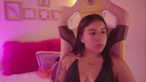 Mavi online show from March 2, 8:04 pm