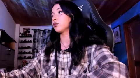 Hilary online show from November 16, 10:45 pm