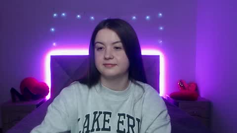 MavkaCute online show from February 9, 7:16 pm