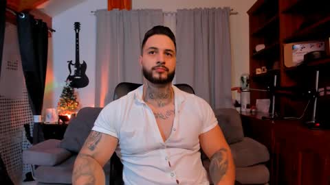 max D. online show from December 20, 11:26 pm