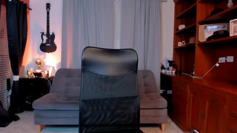 max D. online show from January 29, 2:09 am