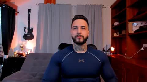 max D. online show from February 2, 3:21 am