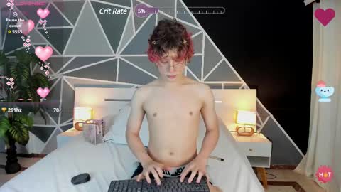 Snapshot of max_lover1 chatting on February 22, 11:35 pm Max lover1 online show from February 22, 11:35 pm