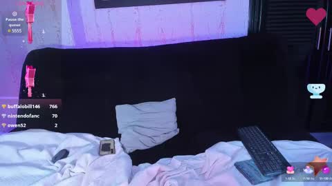 Snapshot of max_lover1 chatting on February 13, 12:46 am Max lover1 online show from February 13, 12:46 am