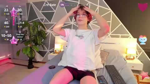 Snapshot of max_lover1 chatting on February 19, 9:58 pm Max lover1 online show from February 19, 9:58 pm