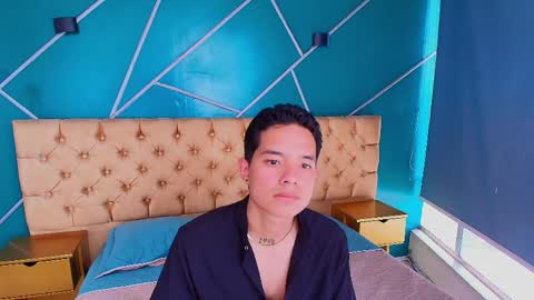 Max Myerss online show from April 1, 6:49 pm