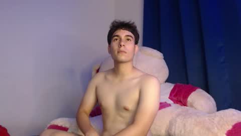 max_snow1616 online show from November 22, 10:40 pm