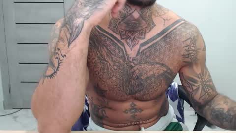 Snapshot of maxi_foxxx chatting on October 21, 7:57 am Maximus Fox online show from October 21, 7:57 am