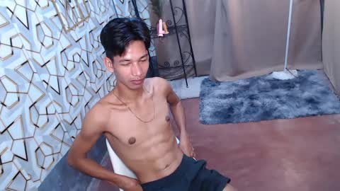 Reyn online show from February 16, 11:05 pm