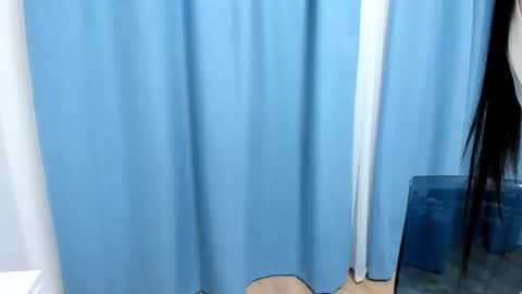 maximacluver online show from March 25, 8:15 pm