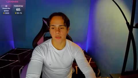 maximiliano_scoott_ online show from October 3, 7:11 pm