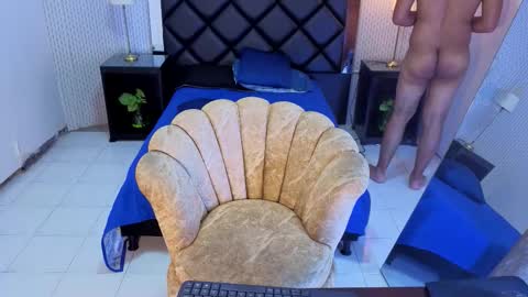 Manuel online show from November 29, 3:30 pm