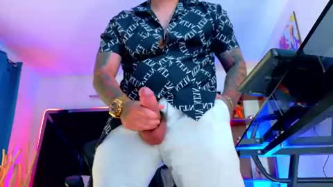 maximo online show from July 11, 5:49 pm