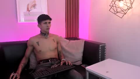 MAXIMO online show from July 17, 2:02 am