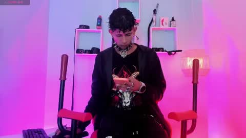 MAXIMO online show from July 2, 4:50 am