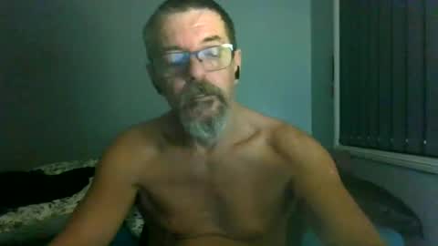 Max online show from June 22, 3:01 am