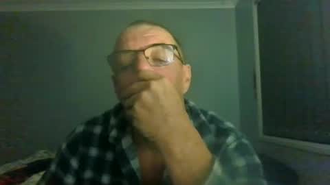 Max online show from July 18, 11:23 am