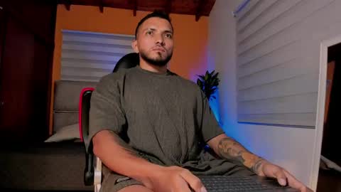 Maximus Clark online show from March 17, 1:32 am