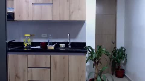 maximus online show from March 11, 1:52 am