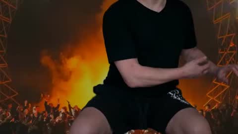 Max online show from March 4, 7:11 pm