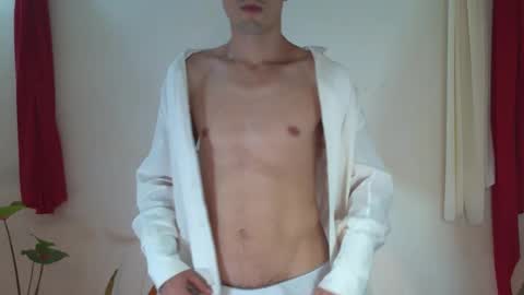 Max online show from January 14, 5:40 am