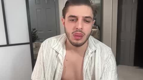 maxx2fun online show from November 13, 4:15 am