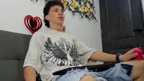 Max online show from February 11, 3:21 am