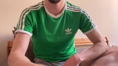 MaxXxurbate online show from March 28, 11:11 am