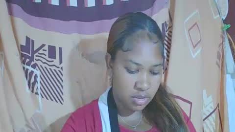 may595642 online show from May 11, 7:04 am