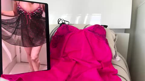 mayaloverlive online show from May 10, 11:11 pm