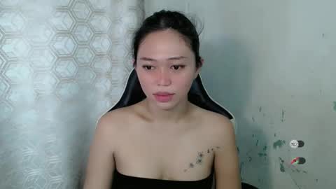 mayasally_ online show from May 6, 9:26 am