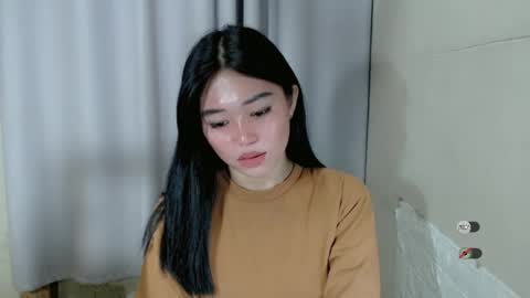 mayasally_ online show from February 27, 10:01 am