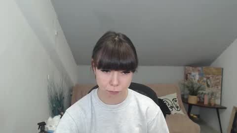 mayawill online show from December 4, 1:00 pm