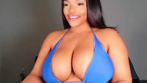 MayBabi online show from February 22, 12:18 pm