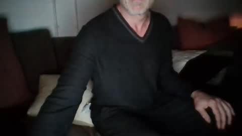 maybearope online show from May 13, 11:31 am